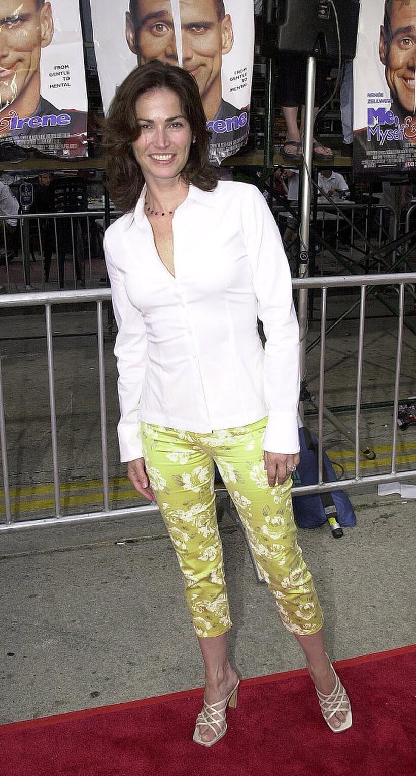 Kim Delaney at the premiere of the "Me, Myself & Irene".
