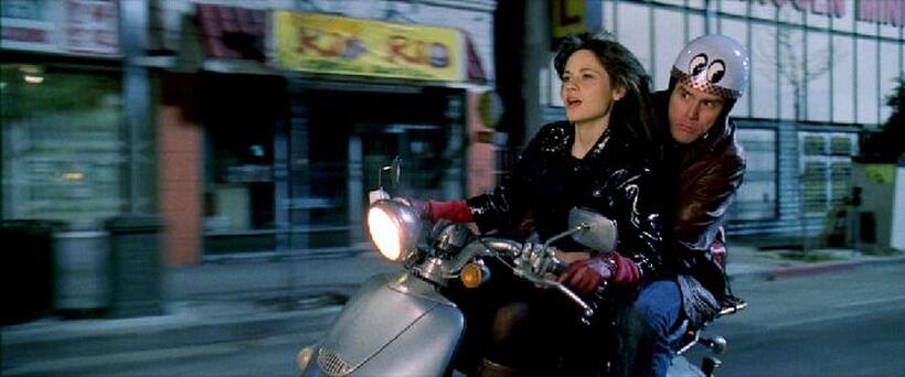 Zooey Deschanel as Allison and Jim Carrey as Carl in "Yes Man."
