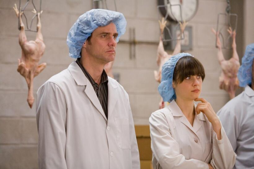 Jim Carrey as Carl and Zooey Deschanel as Allison in "Yes Man."