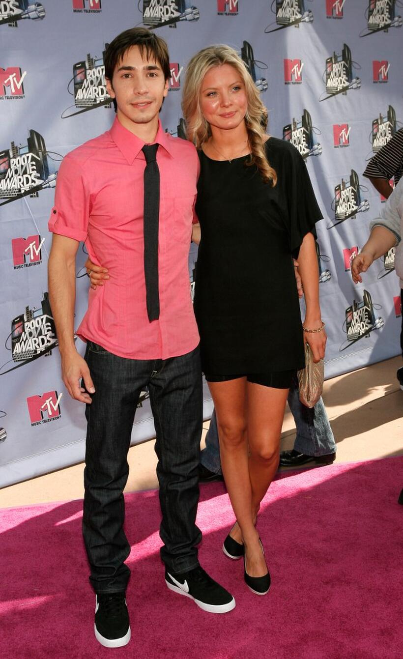 Justin Long and Kaitlin Doubleday at the 2007 MTV Movie Awards.