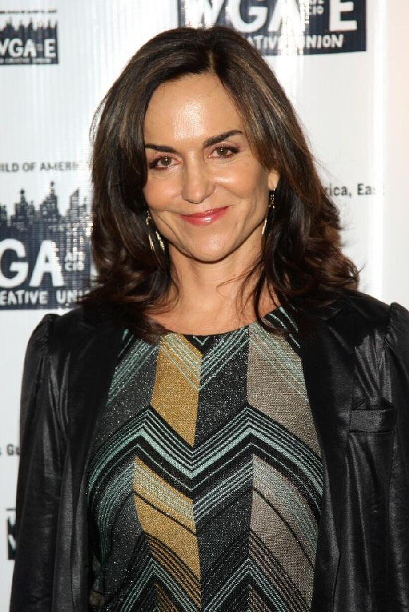 Polly Draper at the 61st Annual Writers Guild Awards.