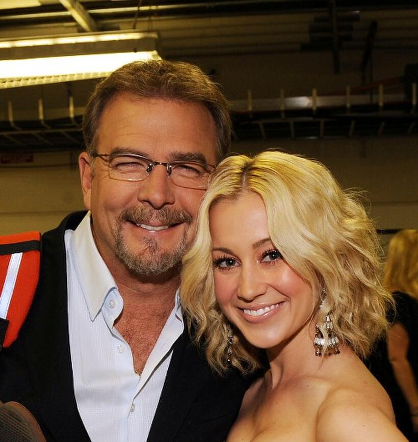 Bill Engvall and Kellie Pickler at the 2009 CMT Music Awards.