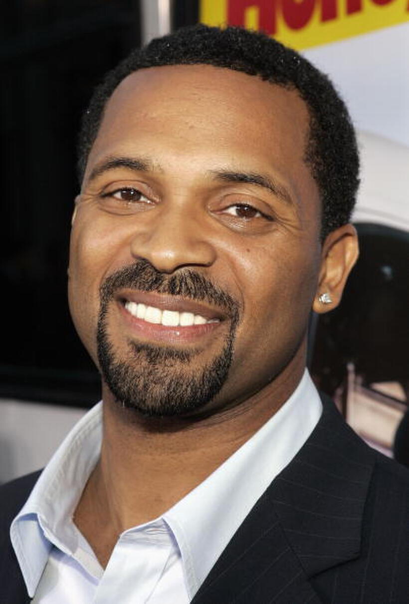 Mike Epps at the Hollywood premiere of "The Honeymooners."