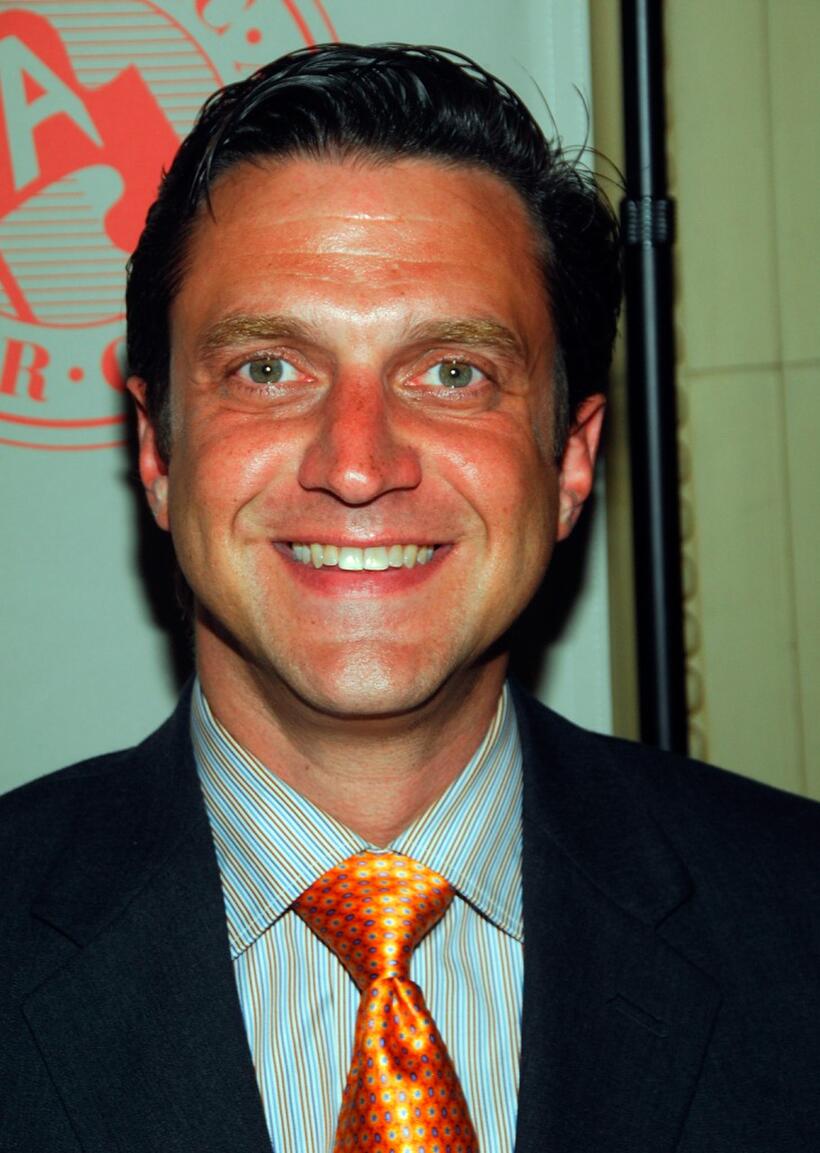 Raul Esparza at the Atlantic Theater Company's 2009 Spring Gala.