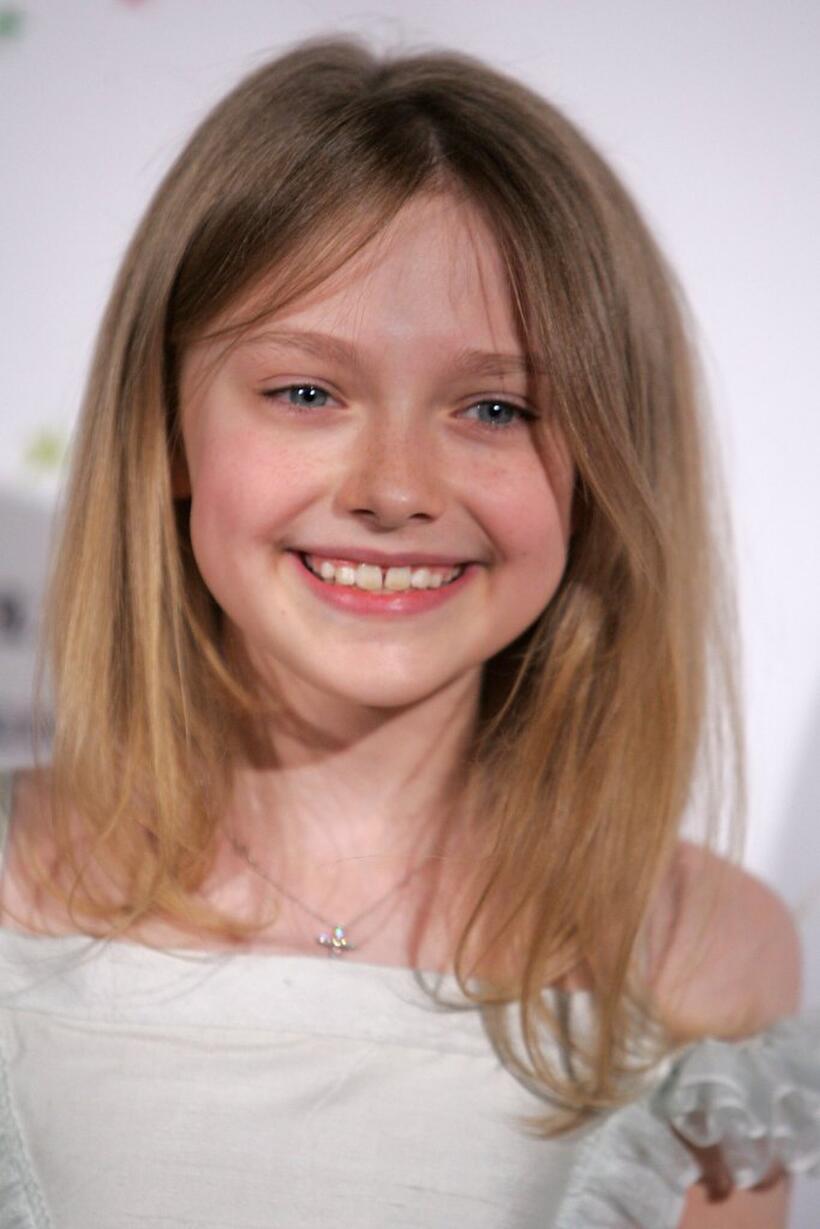 Dakota Fanning at the "A Stellar Night" Gala by the Starlight Starbright Children's Foundation.