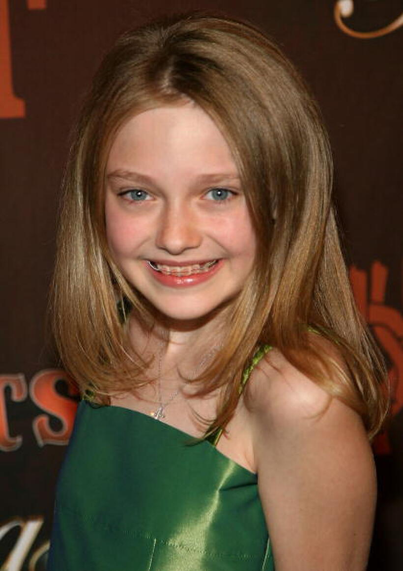 Dakota Fanning at the Country Music Television's CMT Giants honoring Reba McEntire.