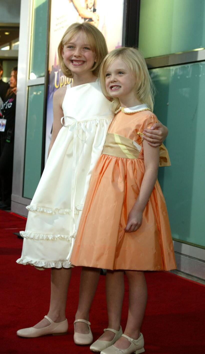 Dakota and Elle Fanning at the premiere of "Uptown Girls."