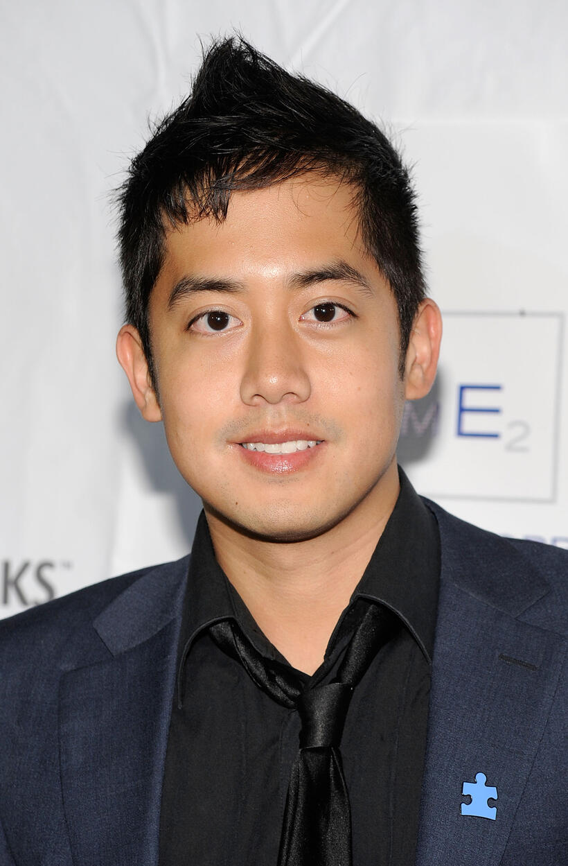 Allen Evangelista at the 7th Annual Acts of Love Benefit in California.