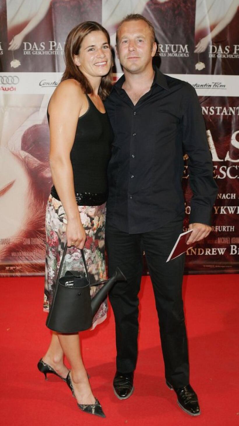 Marie-Jeanette Steinle and Heino Ferch at the premiere of "Das Parfum."