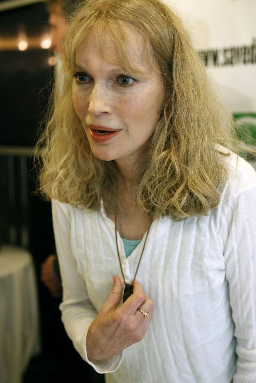 Mia Farrow at the National Press Club for news conference Save Darfur Coalition.
