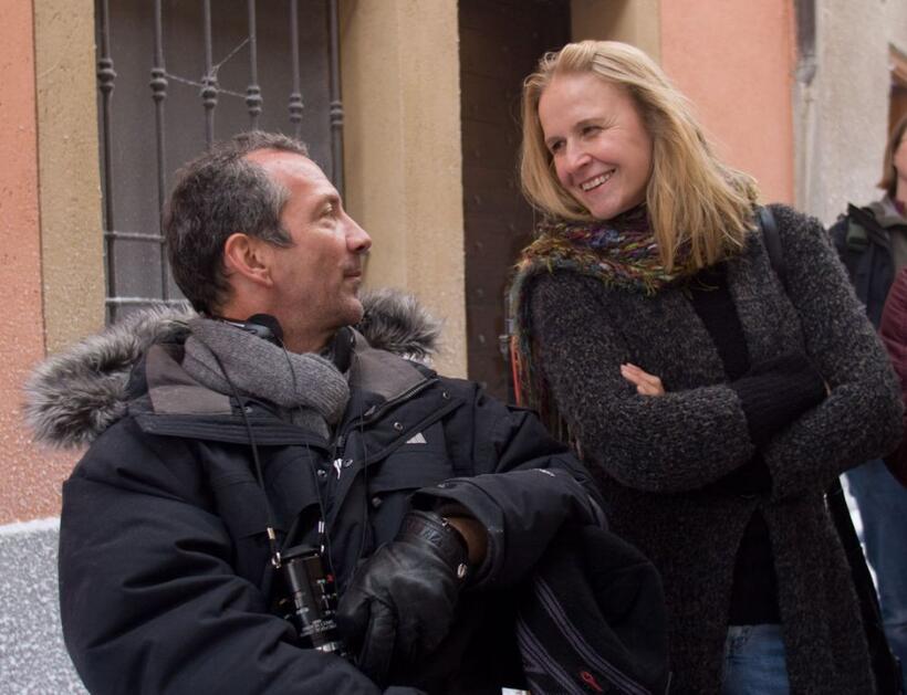 Director Iain Softley and author/co-producer Cornelia Funke on the set of "Inkheart."
