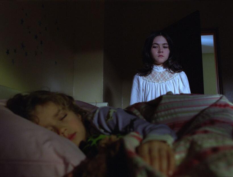 Aryana Engineer as Max and Isabelle Fuhrman as Esther in "The Orphan."