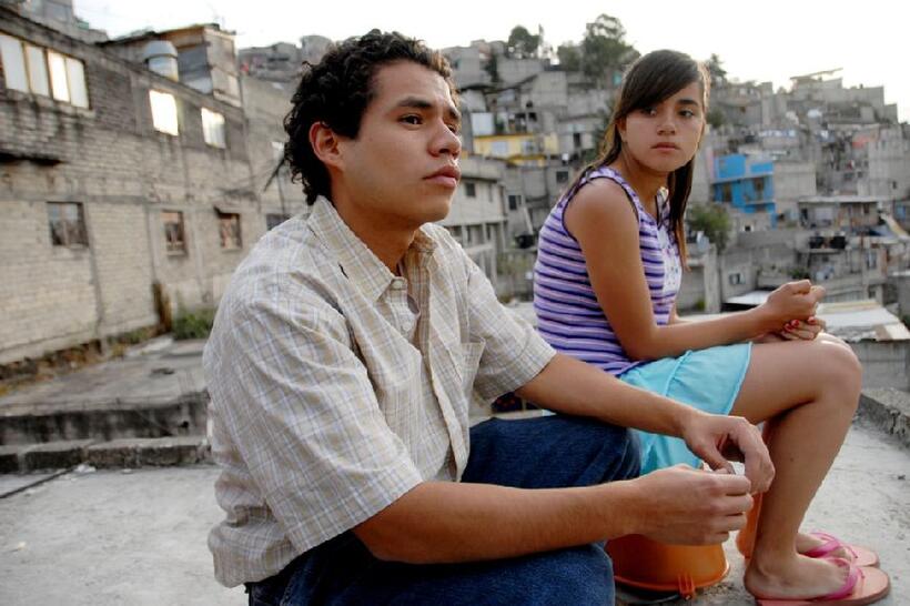 Guillermo Villegas and Paulina Gaitan in "Sin Nombre."