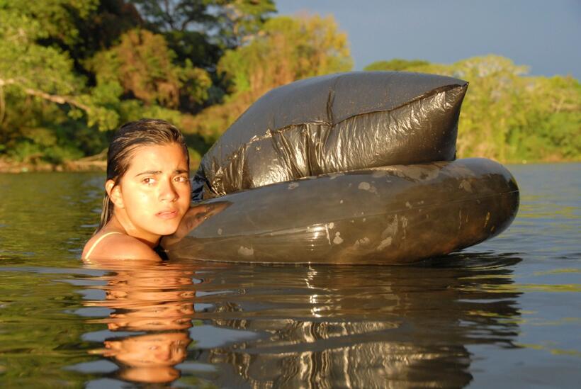 Paulina Gaitan in "Sin Nombre."