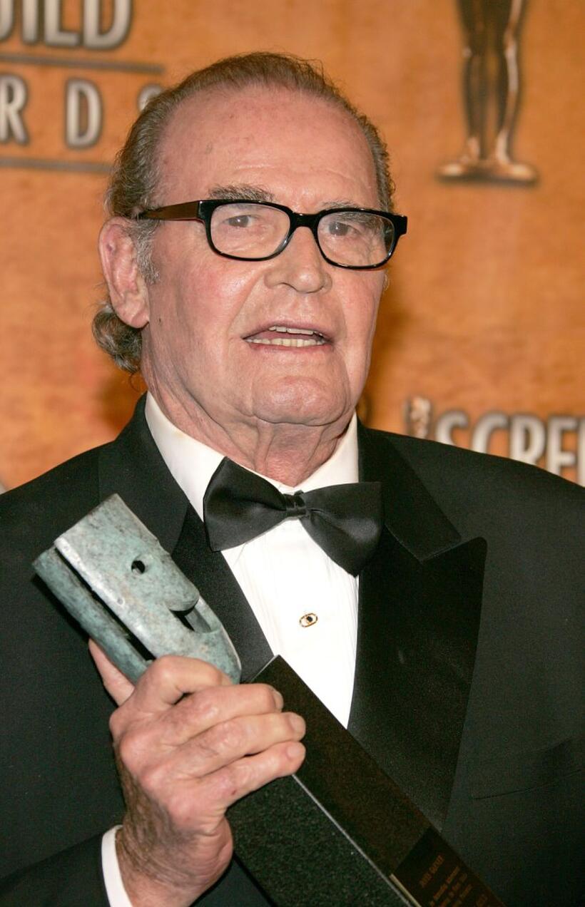 James Garner at the 11th Annual Screen Actors Guild Awards in press room with his Lifetime Achievement Award.