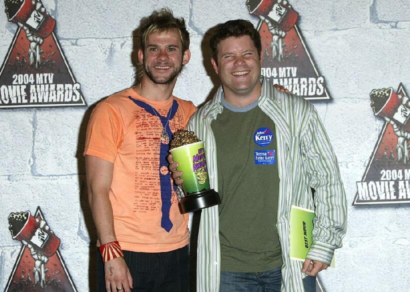 Sean Astin and Dominic Monaghan at the 2004 MTV Movie Awards.