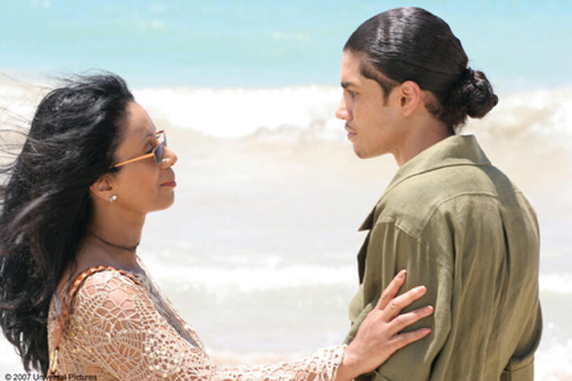 Wanda De Jesus and Rick Gonzalez in "Illegal Tender."