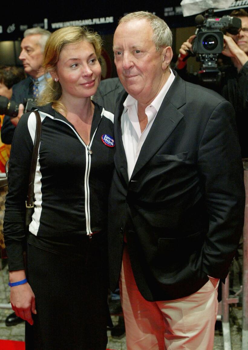 Vadim Glowna and Guest at the Berlin premiere of "Der Untergang."