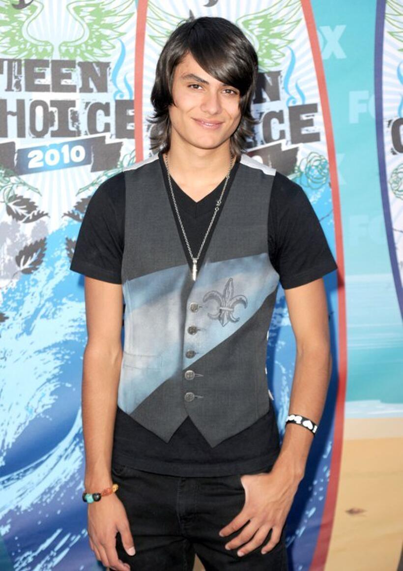 Kiowa Gordon at the 2010 Teen Choice Awards.