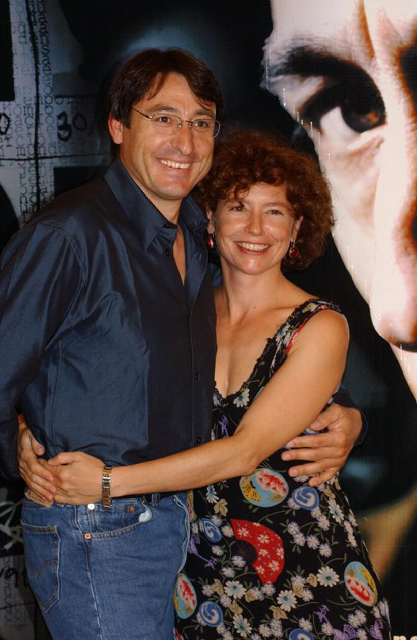 Carmelo Gomez and Iciar Bollain at the promotion of "Nos Miran."