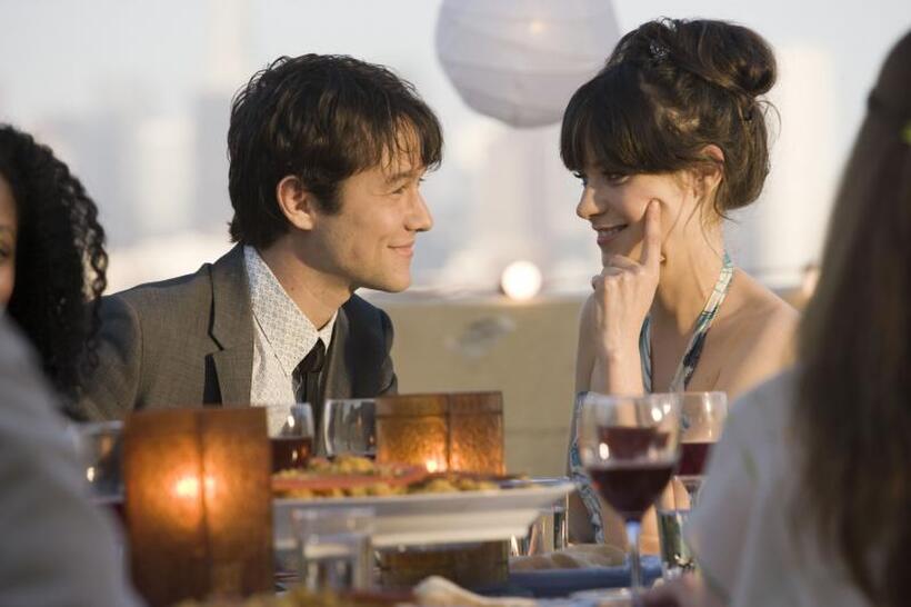 Joseph Gordon-Levitt and Zooey Deschanel in "(500) Days of Summer."