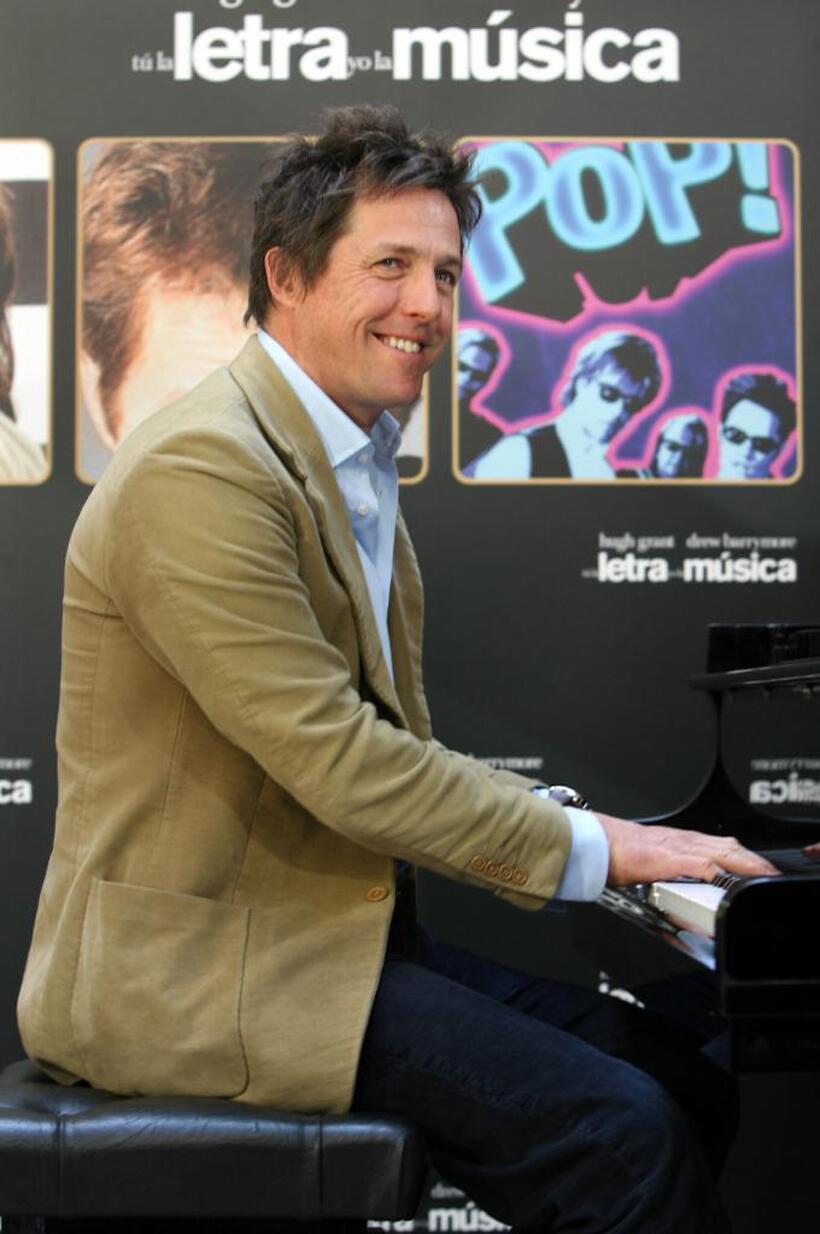 Hugh Grant at the photocall to promote his new film "Music and Lyrics".