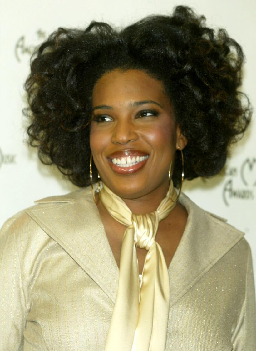Macy Gray at the 31st Annual American Music Awards.
