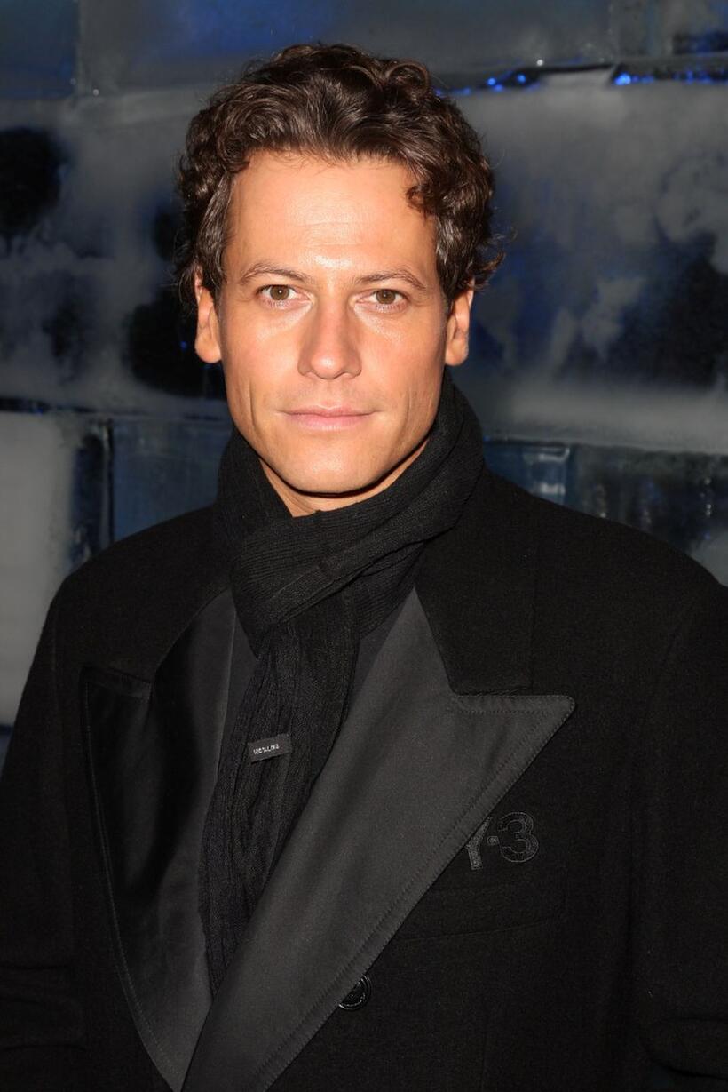 Ioan Gruffudd at the Y-3 Fall 2008 fashion show.