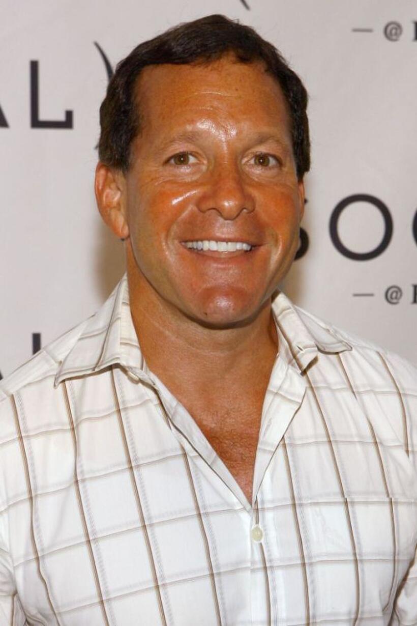 Steve Guttenberg at the Hampton Social Ross to watch a concert by Billy Joel.