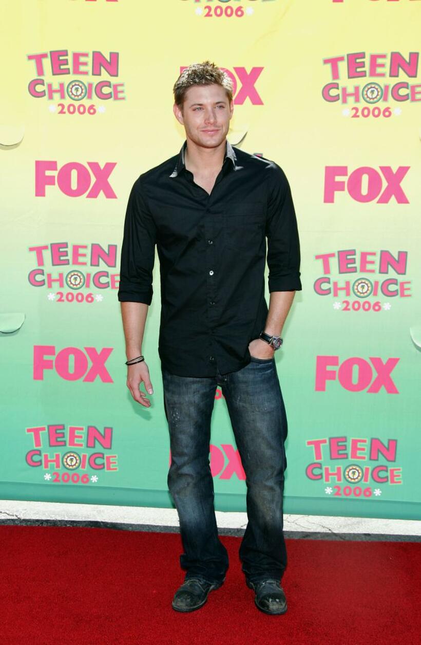 Jensen Ackles at the 8th Annual Teen Choice Awards.