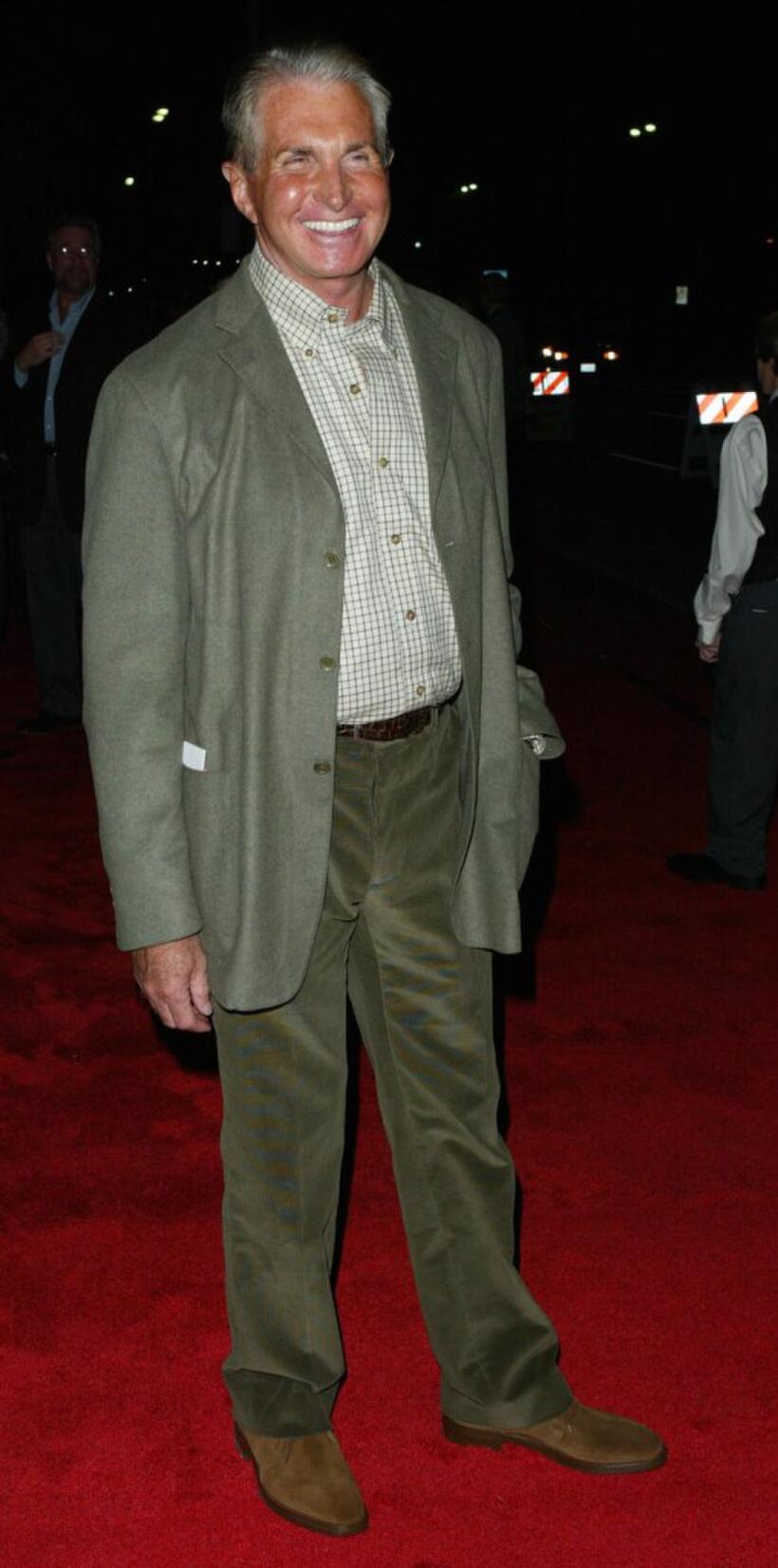 George Hamilton at the William Holden Wildlife Foundation's 20th Anniversary "Broadway goes to the Movies" concert.