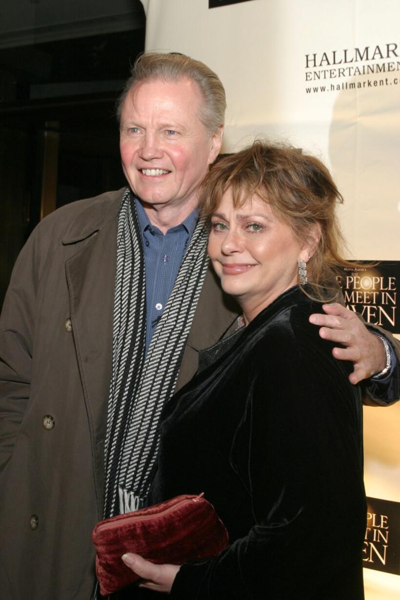 Elizabeth Ashley and Jon Voight at the premiere of "The Five People You Meet In Heaven".