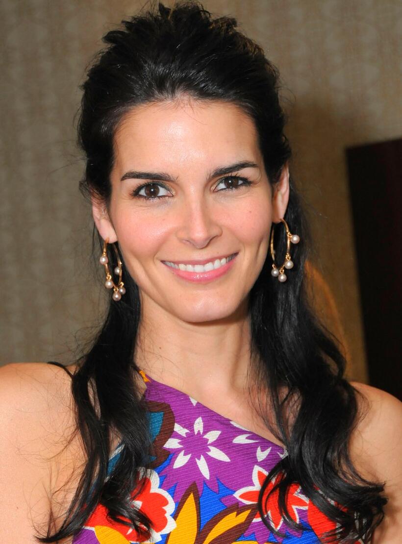 Angie Harmon at the Kara Ross NY Oscar Collection cocktail party.