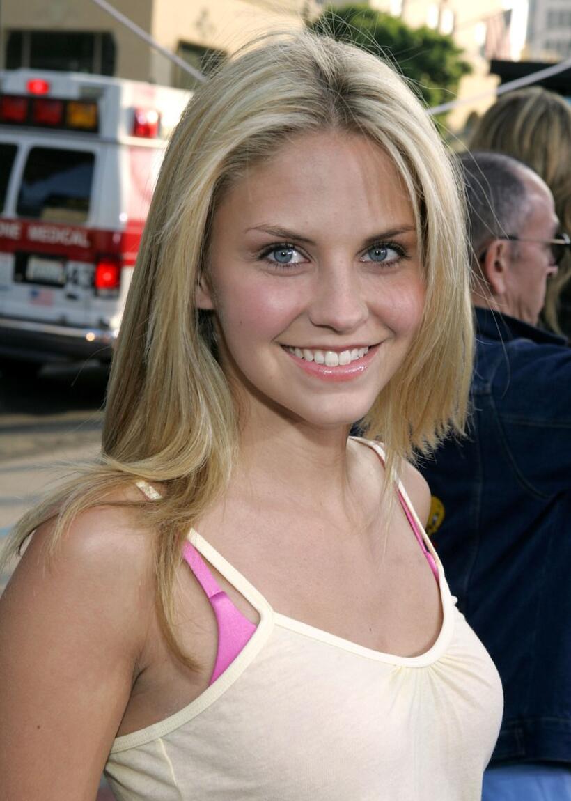 Nikki Griffin at the premiere of "The Sisterhood of the Traveling Pants."