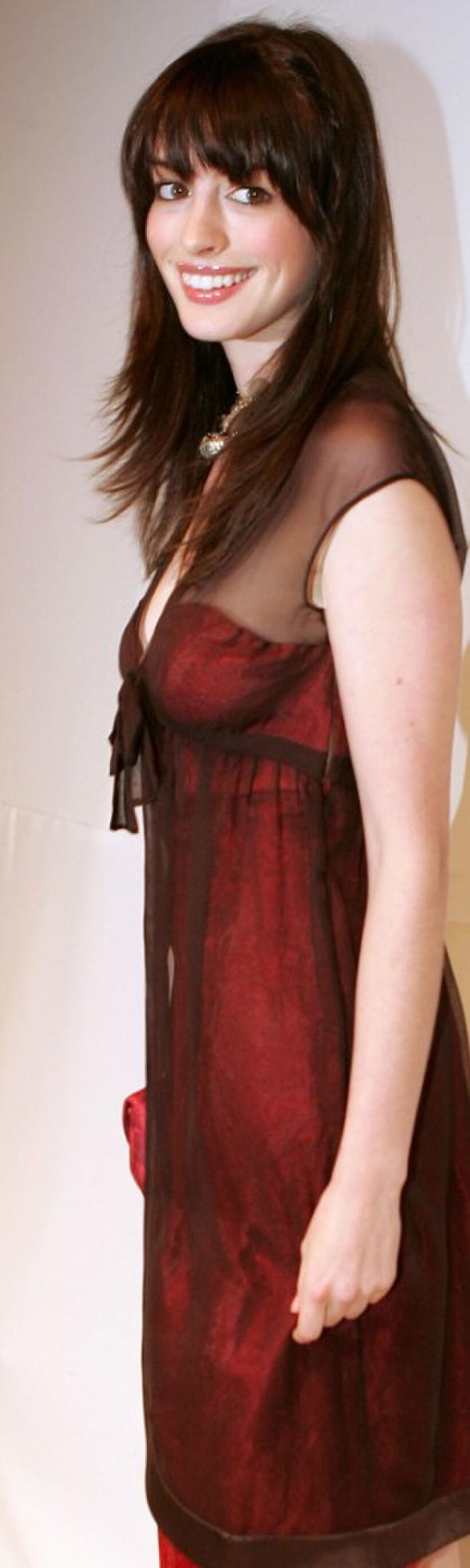 Anne Hathaway at the Luca Luca Spring 2006 fashion show during the Olympus Fashion week.