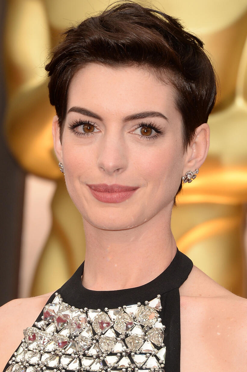 Anne Hathaway at The Oscars