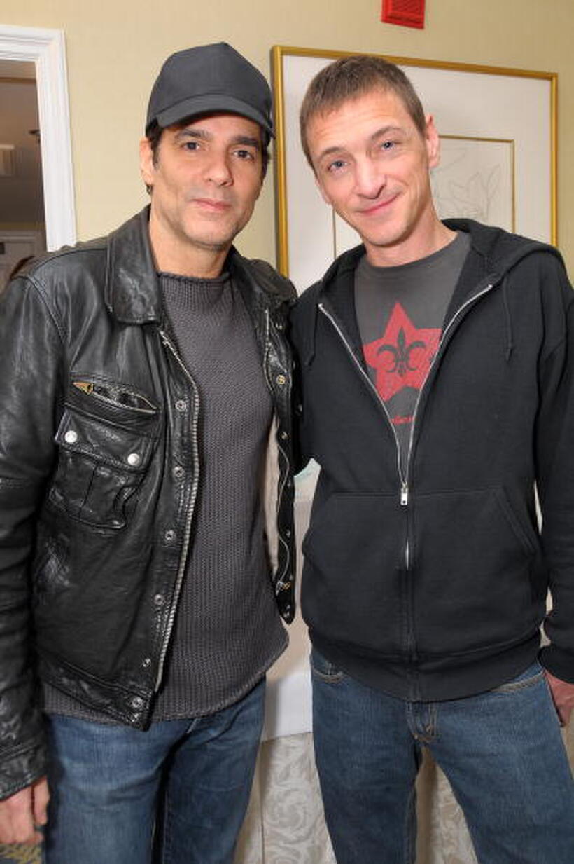 Yul Vazquez and John Hawkes at the 2008 SAG Awards.