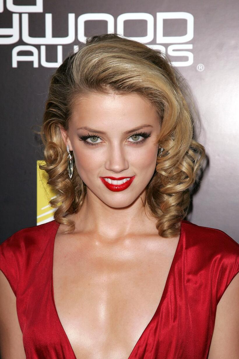 Amber Heard at the Hollywood Life magazines 10th Annual Young Hollywood Awards.