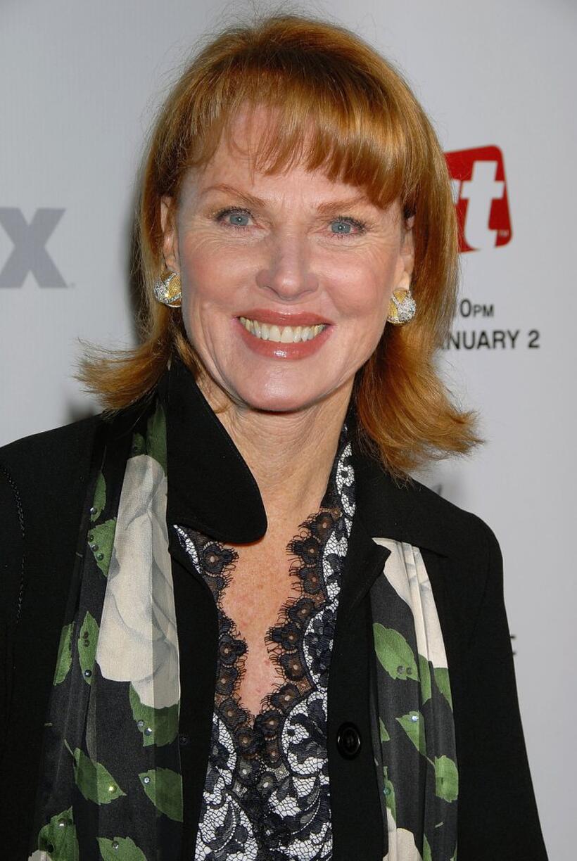 Mariette Hartley at the premiere screening of the "Dirt".