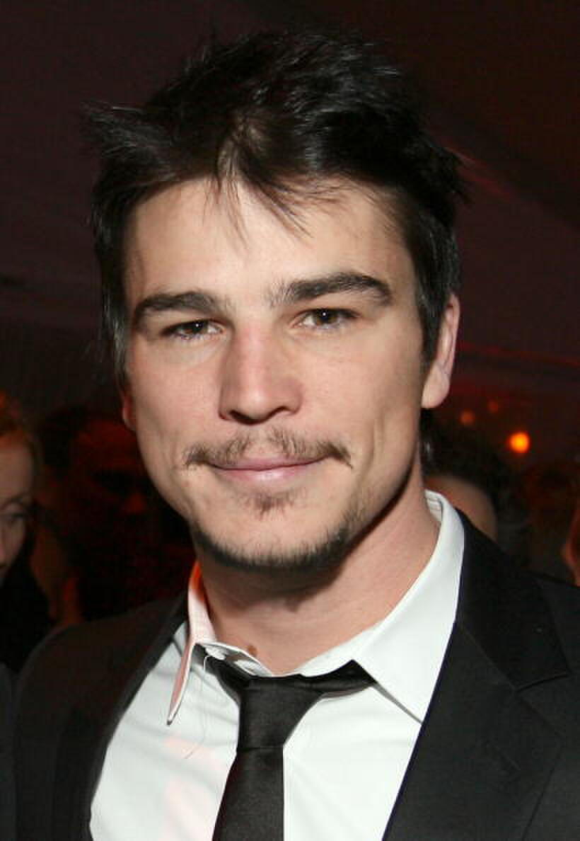 Josh Hartnett at the Weinstein Company's 2007 Golden Globes After Party in Beverly Hills.