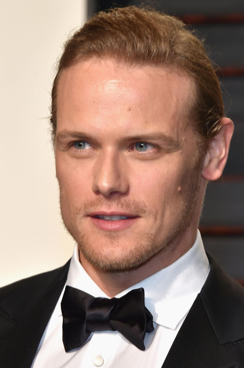 Sam Heughan at the 2017 Vanity Fair Oscar Party in Beverly Hills, CA.