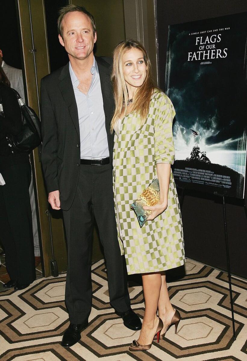 John Benjamin Hickey and Sarah Jessica Parker at the Cinema Society & Zenith Watches screening of "Flags Of Our Fathers."