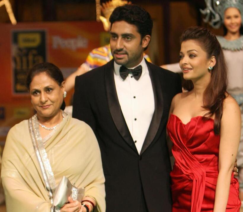 Jaya Bachchan, Abhishek Bachchan and Aishwarya Rai Bachchan at the International Indian Film Academy (IIFA) Awards 2008 ceremony.