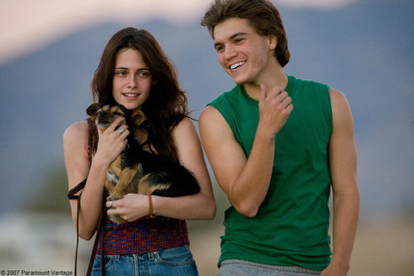 Emile Hirsch and Kristen Stewart in "Into the Wild."