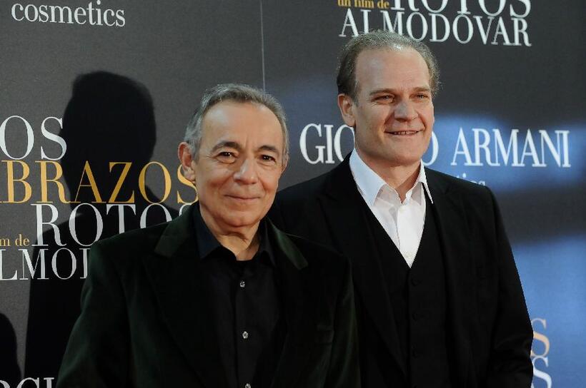 Jose Luis Gomez and Lluis Homar at the premiere of "Los Abrazos Rotos."