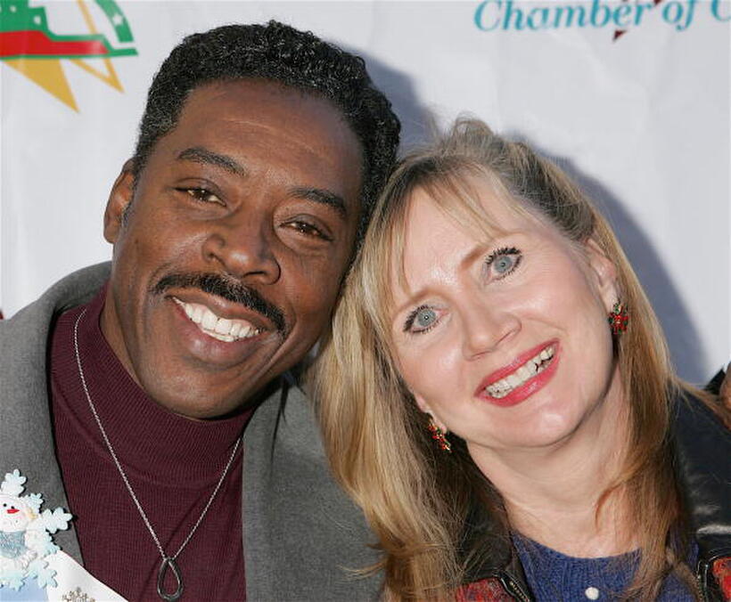 Ernie Hudson and his wife Linda at the 2005 Hollywood Christmas Parade.