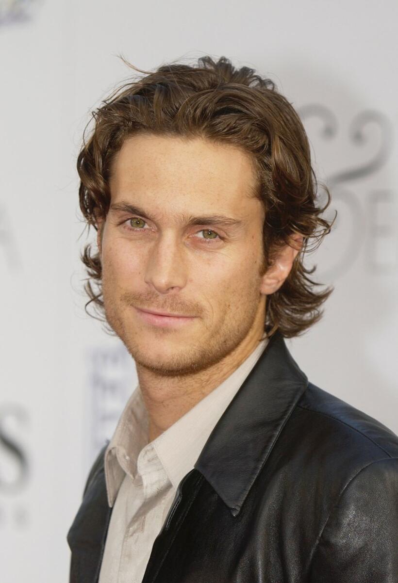 Oliver Hudson at the California premiere of "Alex and Emma."