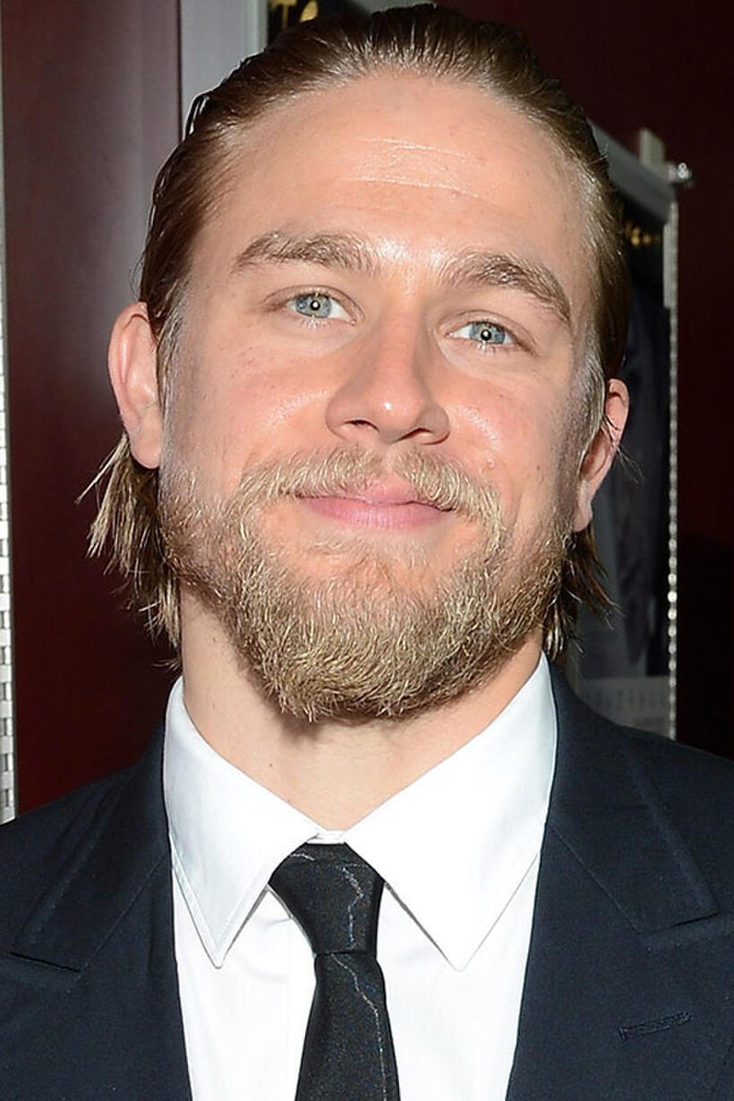 Charlie Hunnam at the "Deadfall" premiere in Hollywood.