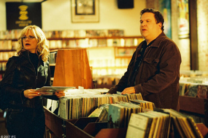Bonnie Hunt and Jeff Garlin in "I Want Someone to Eat Cheese With."