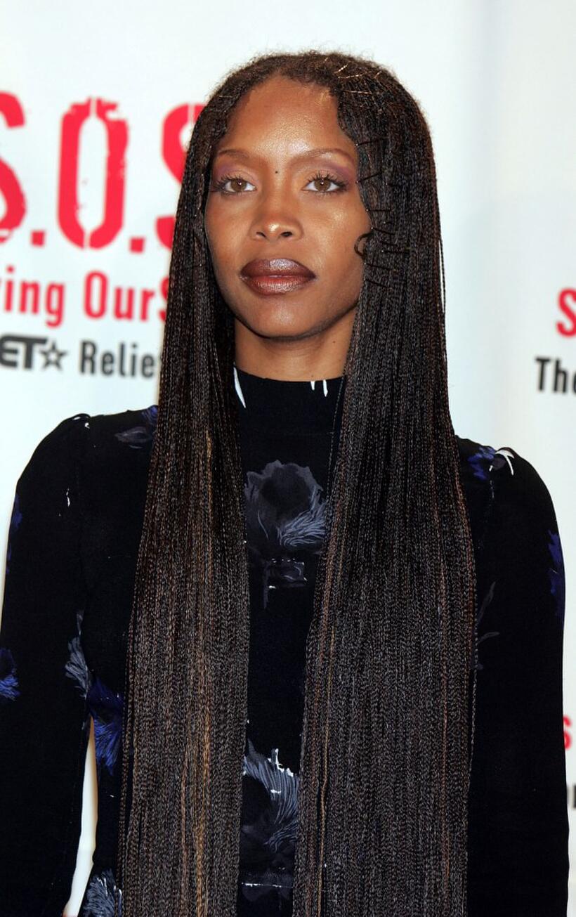 Erykah Badu at the "S.O.S. (Saving OurSelves): The BET Relief Telethon" to benefit the victims of hurricane Katrina.